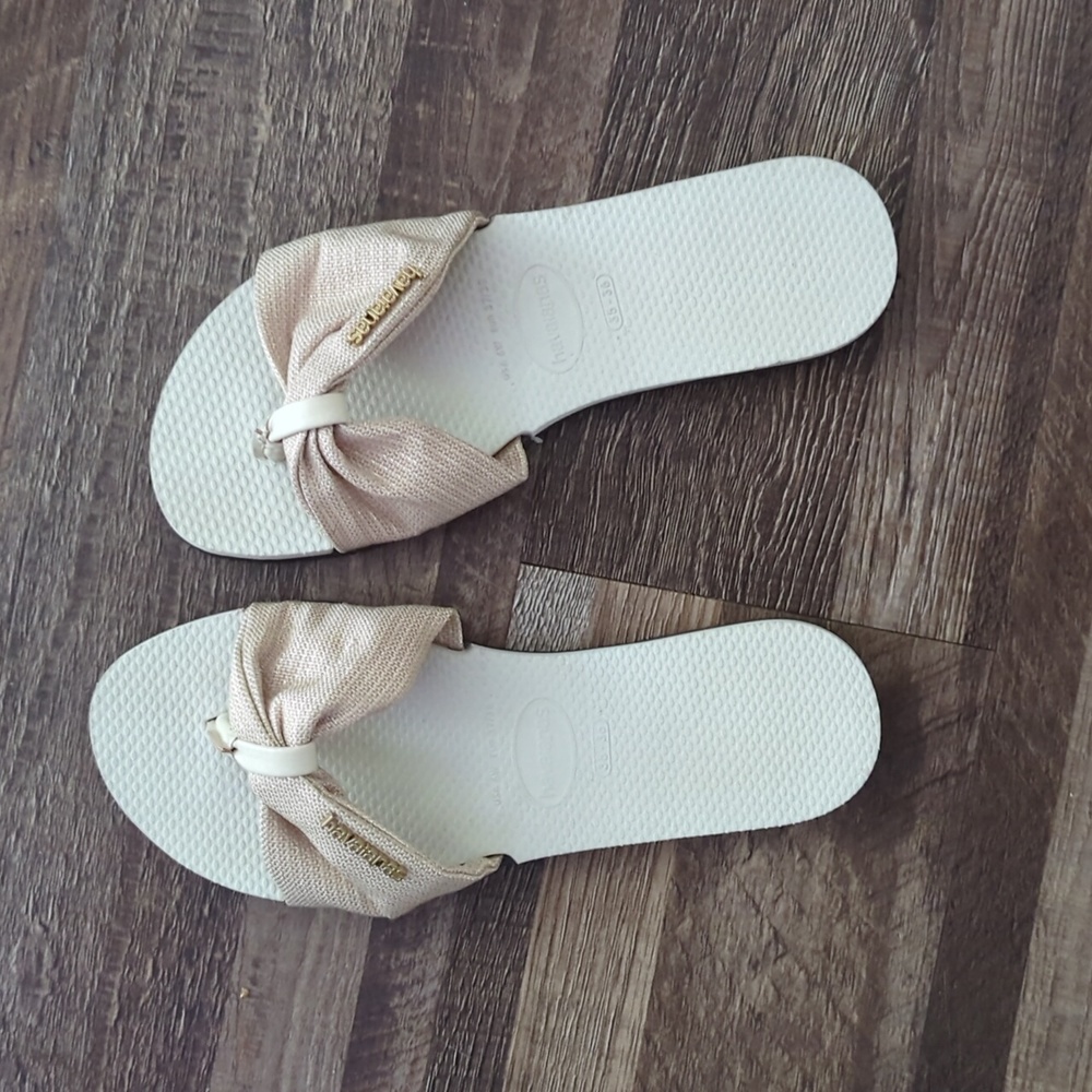 Sandals - Picture 2 of 4